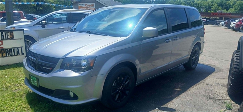2019 Dodge Grand Caravan SE Plus's photo